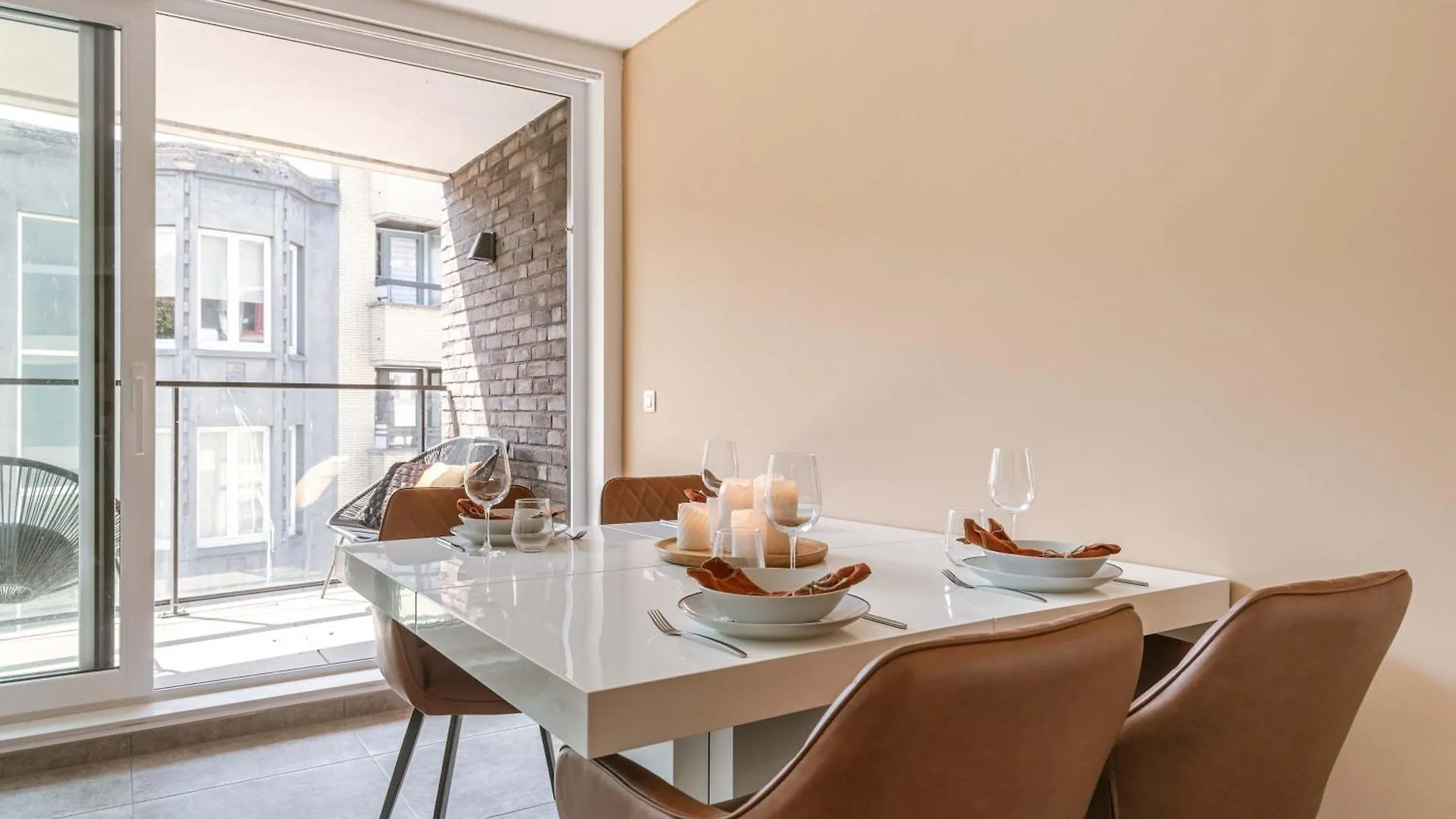 Huswell - Modern Apartment With Sunny Terrace In Ostend